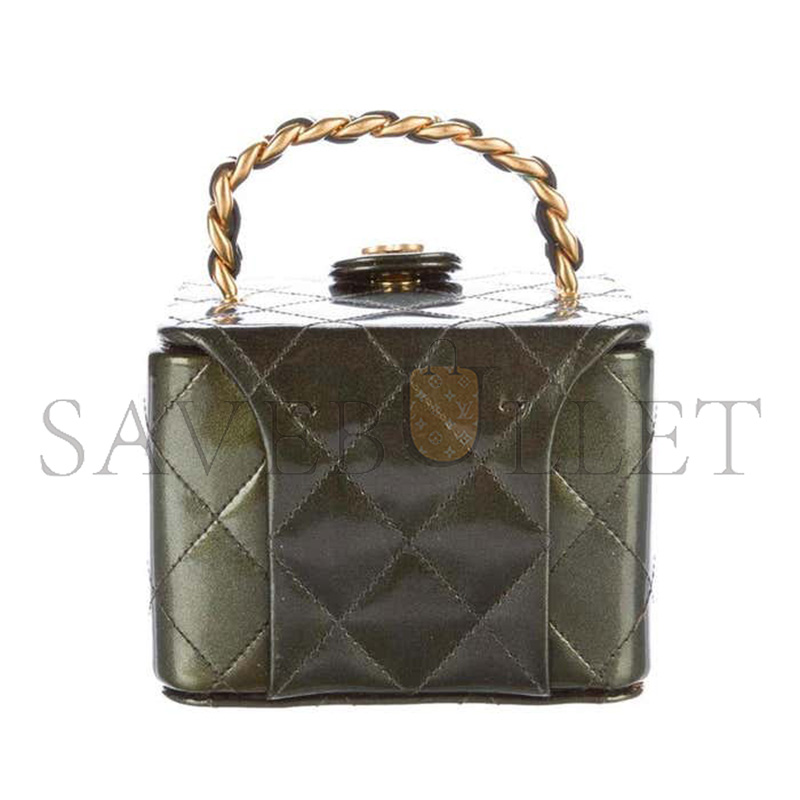 CHANEL VANITY CASE MICRO MINI 90S VINTAGE IRIDESCENT RARE GREEN PATENT CLUTCH  (11*10*8cm)